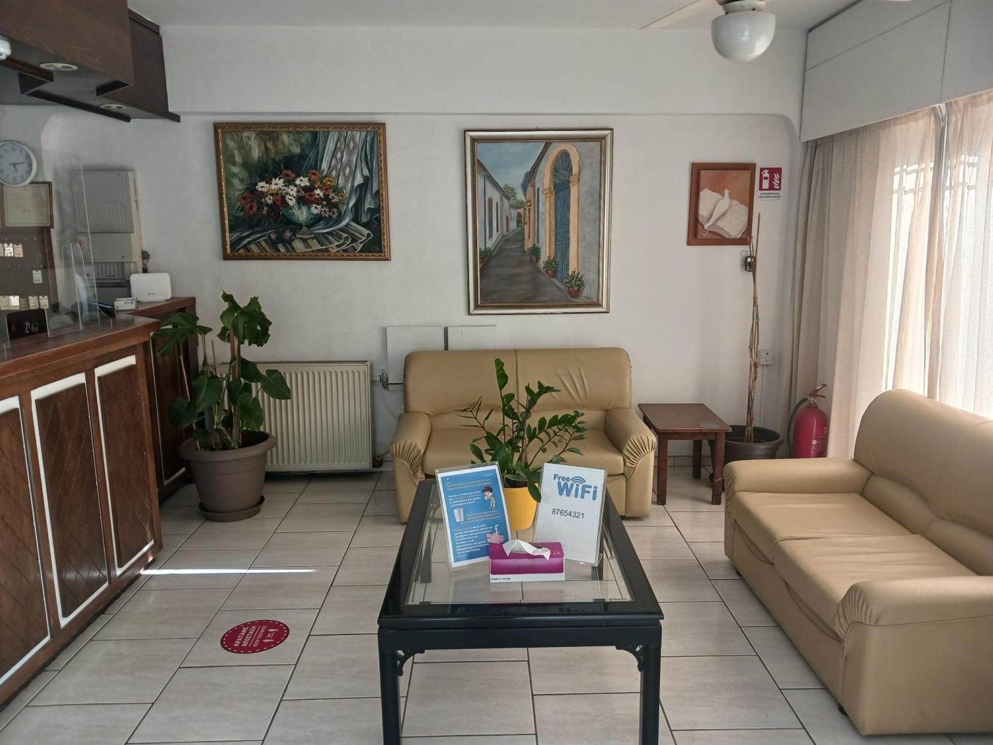 Denis Hotel Nicosia Exterior photo