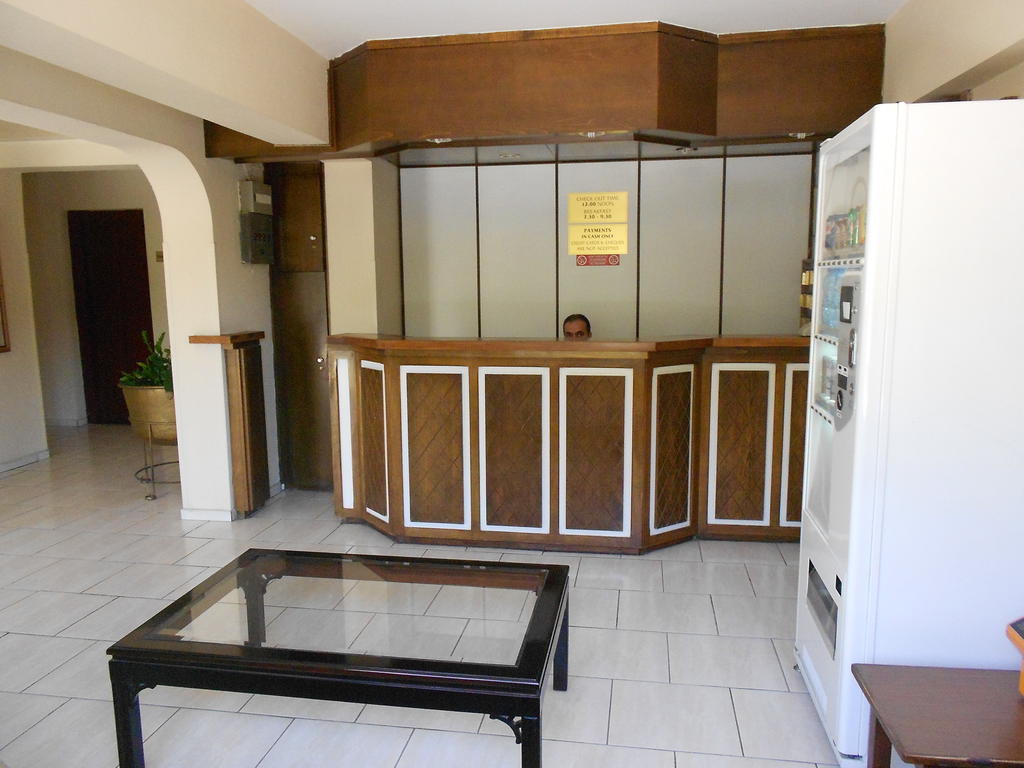 Denis Hotel Nicosia Exterior photo